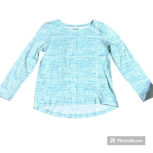 Old Navy Girls Long Sleeve Shirt - Light Blue Heathered High-Low Tee 6-7 - Picture 1 of 2